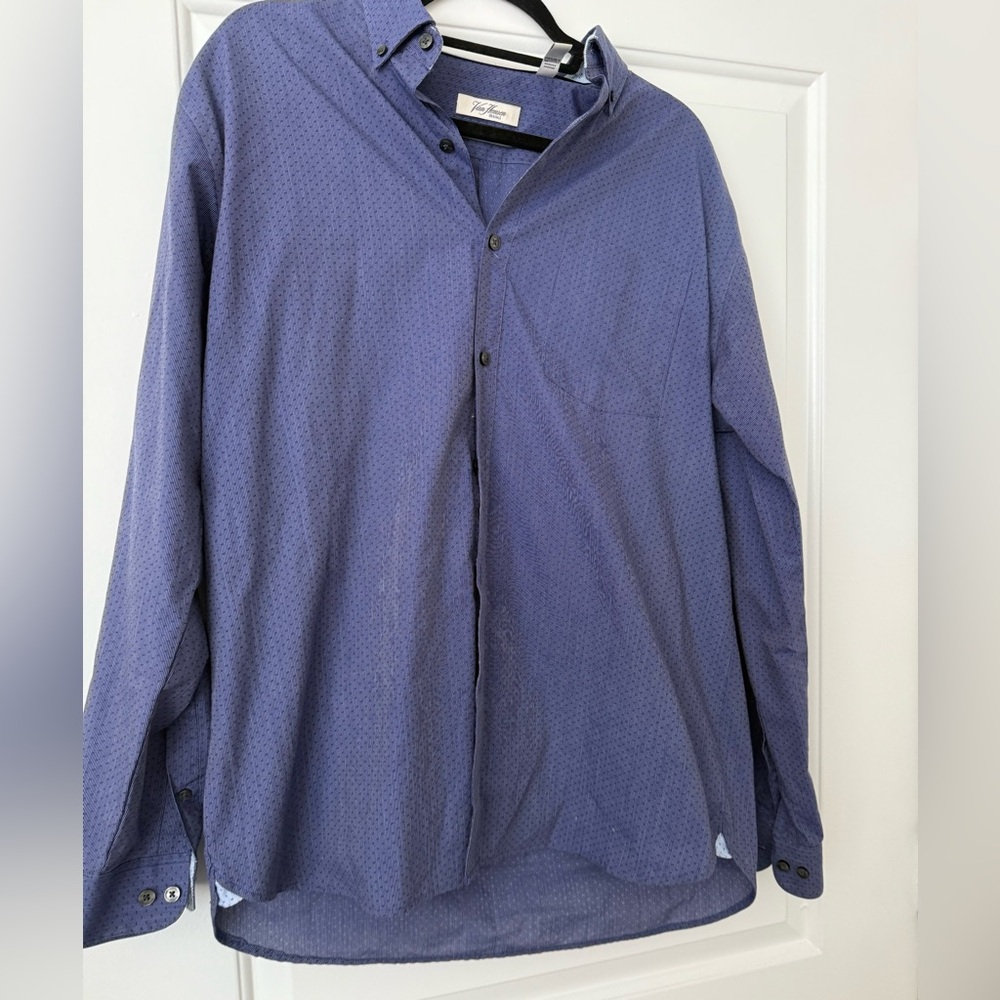 2 Van Heusen Navy and grey Lightweight button down shirts men’s button down